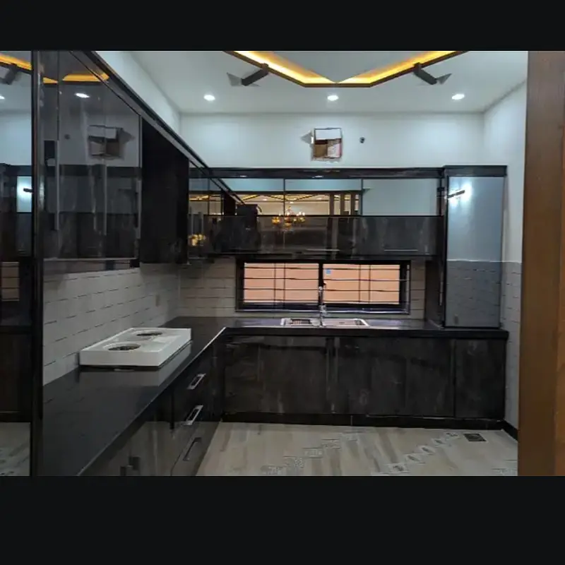 10 Marla House For Rent In Paragon City Lahore