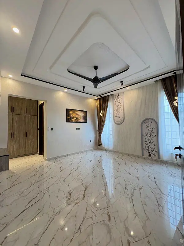 10 Marla Brand New House For Rant Sector C Jasmine Block Bahria Town Lahore