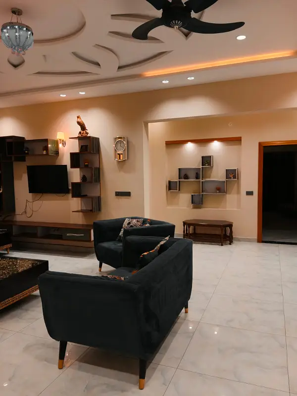 Fully Furnished (Daily, Weekly, Monthly) Basis Independent House