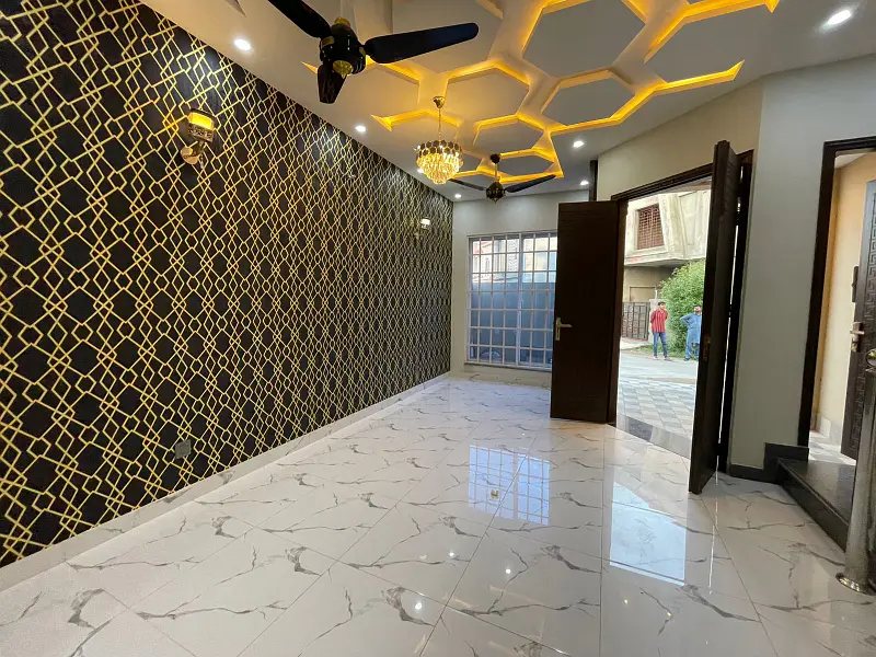 3 Marla Brand New House Available For Rent Prime Location In Al Kabir Town