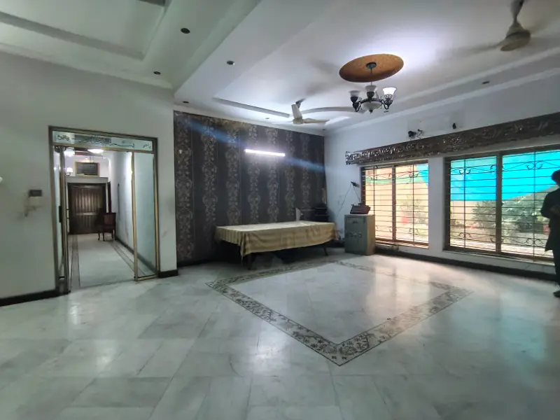 GULBERG ESTATE OFFER,1 KANAL OFFICE USE HOUSE FOR RENT MAIN CANTT UPPER MALL LAHORE