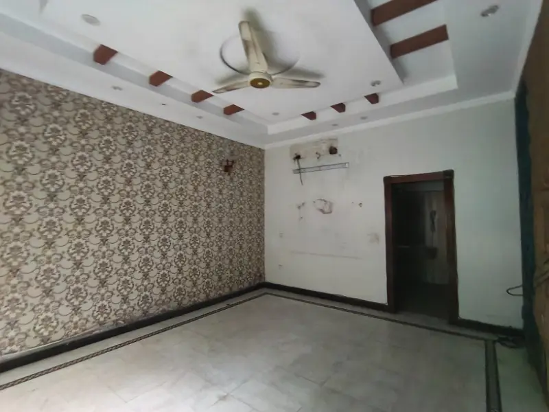 GULBERG ESTATE OFFER,1 KANAL OFFICE USE HOUSE FOR RENT MAIN CANTT UPPER MALL LAHORE