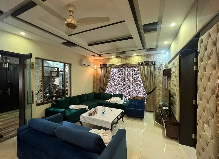 10 Marla House For rent In Rs. 225000 Only