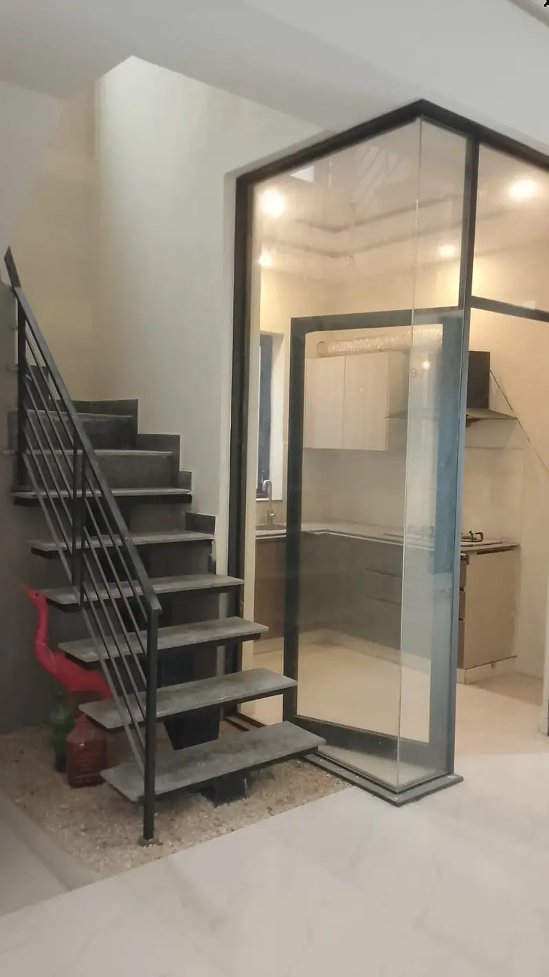 5 MARLA 3 BEDROOM RESIDENTIAL HOUSE FOR RENT IN DHA 9 TOWN WITH BIG CAR PARKING