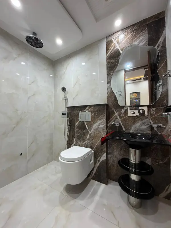 5 Marla Modern Design Beautiful House Available For Rent In Dha 9 Town Lahore