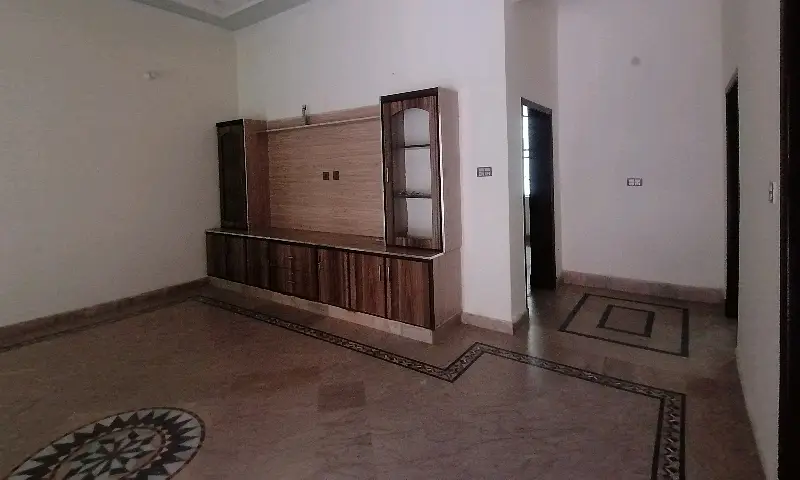 10 Marla Double Storey House FOR Rent