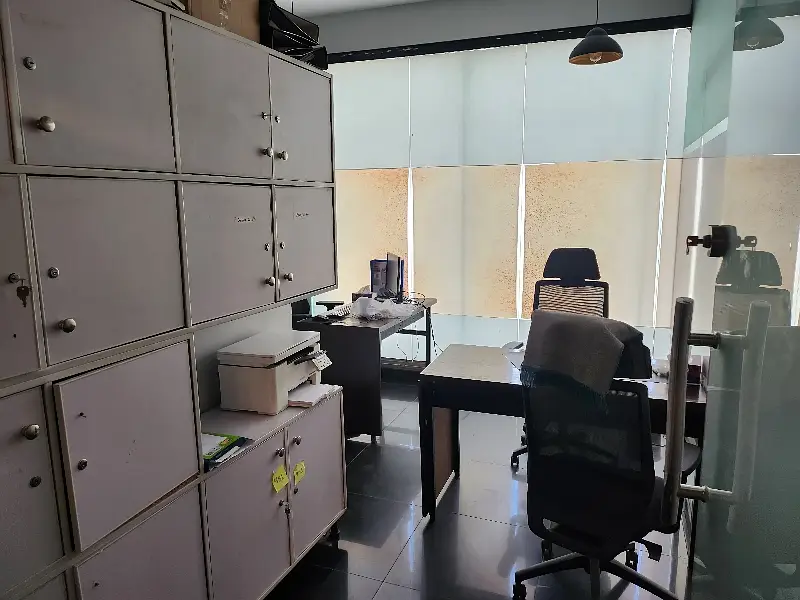 8/MARLA 2ND FLOOR AVAILABLE FOR RANT