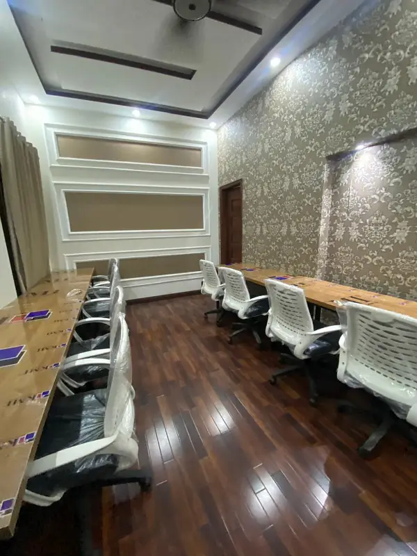 Full Furniahed Office 2ND Flour Prime Location Near UCP
