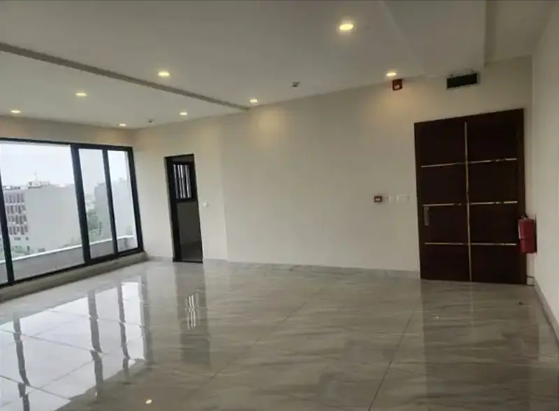 4 MARLA OFFICE FLOOR AVAILABLE FOR RENT IN DHA