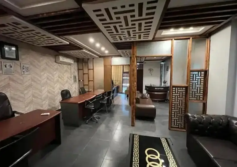 4 MARLA OFFICE FLOOR AVAILABLE FOR RENT IN DHA WITH ELEVATED