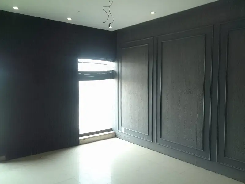 4 MARLA FLOOR WITH 2 ROOMS 1HALL FOR RENT